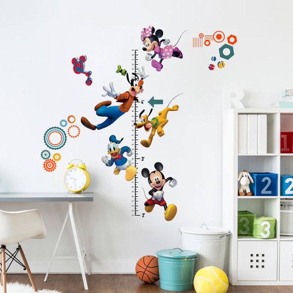 Mickey Mouse Clubhouse Capers Wall Mural – RoomMates Decor